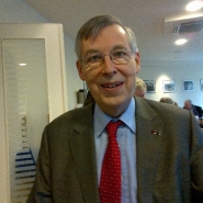 Mr François Heisbourg