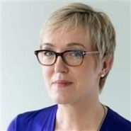 Dr. Constanze Stelzenmüller