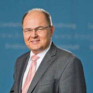 Mr Christian Schmidt
