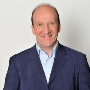 Mr David Eades