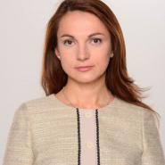 Dr. Hanna Hopko