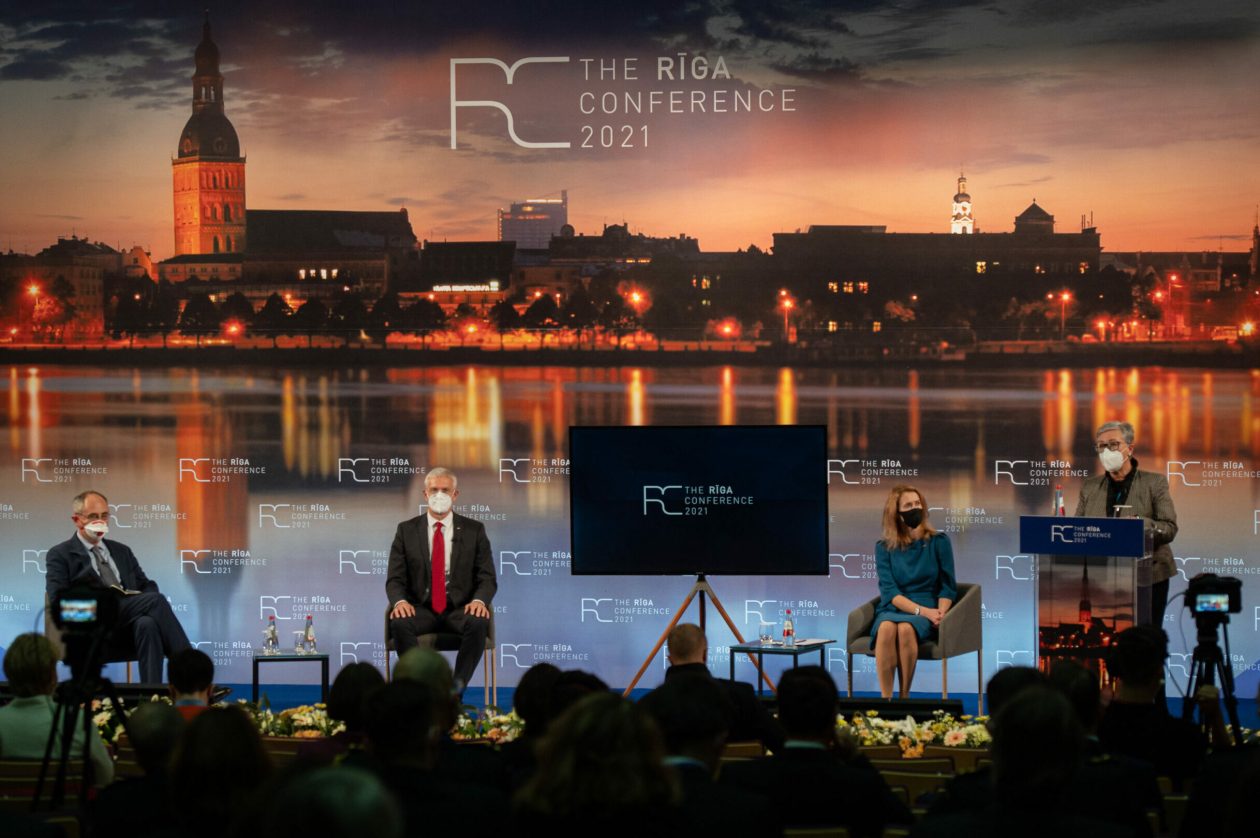 2021