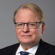 Mr Peter Hultqvist