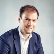 Mr Julian Röpcke